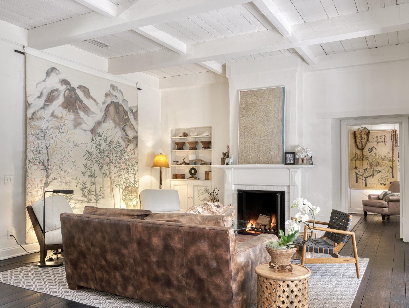 Detail Gallery Image 5 of 51 For 150 Littlefield Rd, Monterey,  CA 93940 - 3 Beds | 3 Baths