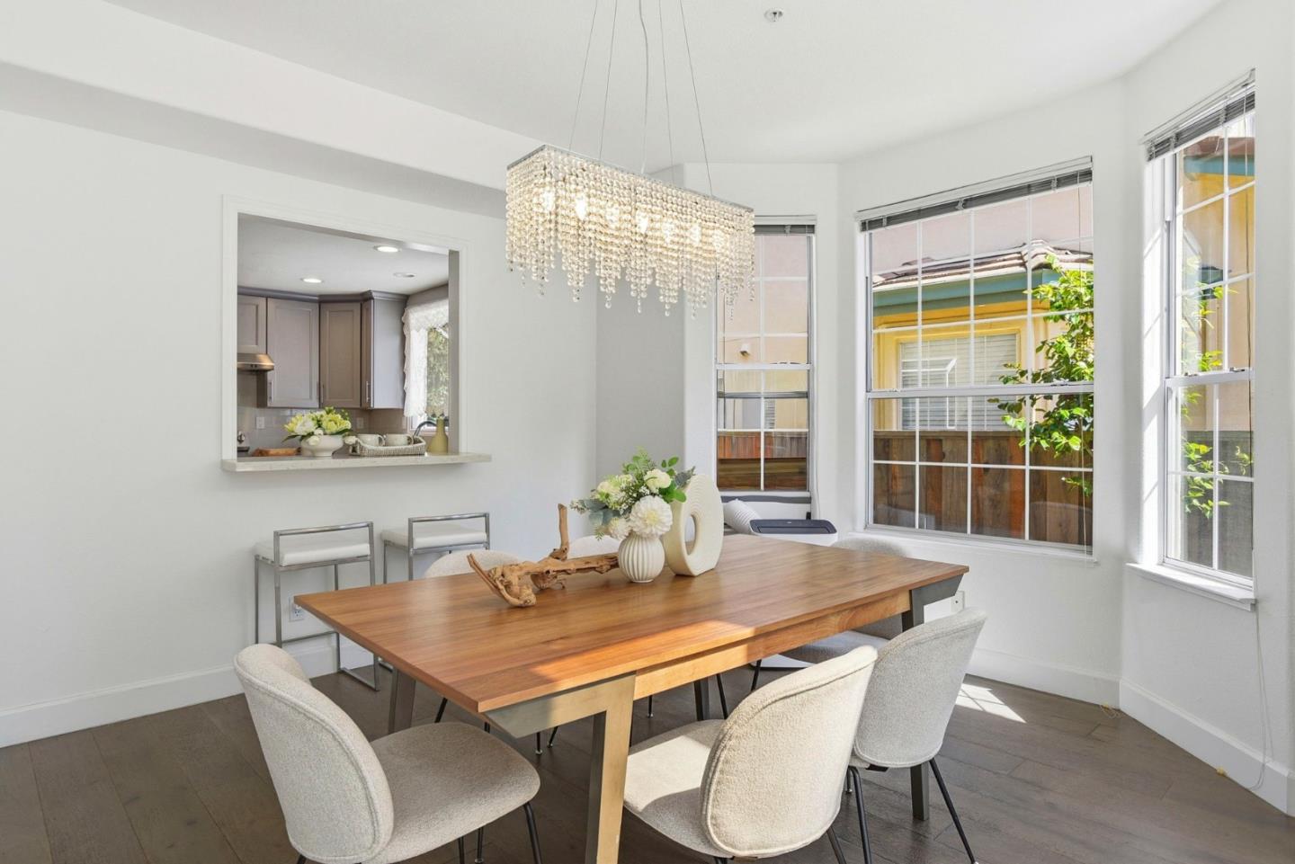 Detail Gallery Image 17 of 48 For 4173 El Camino Real #9,  Palo Alto,  CA 94306 - 2 Beds | 2/1 Baths