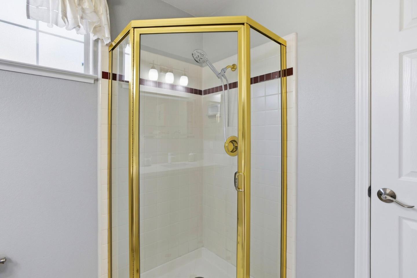 Detail Gallery Image 34 of 48 For 4173 El Camino Real #9,  Palo Alto,  CA 94306 - 2 Beds | 2/1 Baths