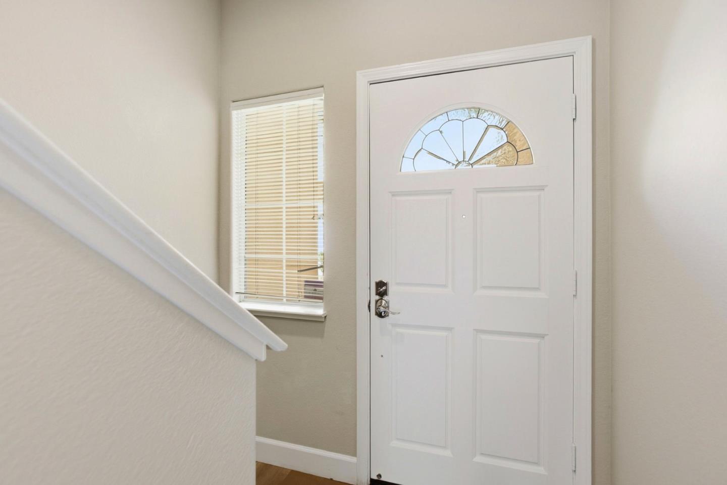 Detail Gallery Image 4 of 48 For 4173 El Camino Real #9,  Palo Alto,  CA 94306 - 2 Beds | 2/1 Baths