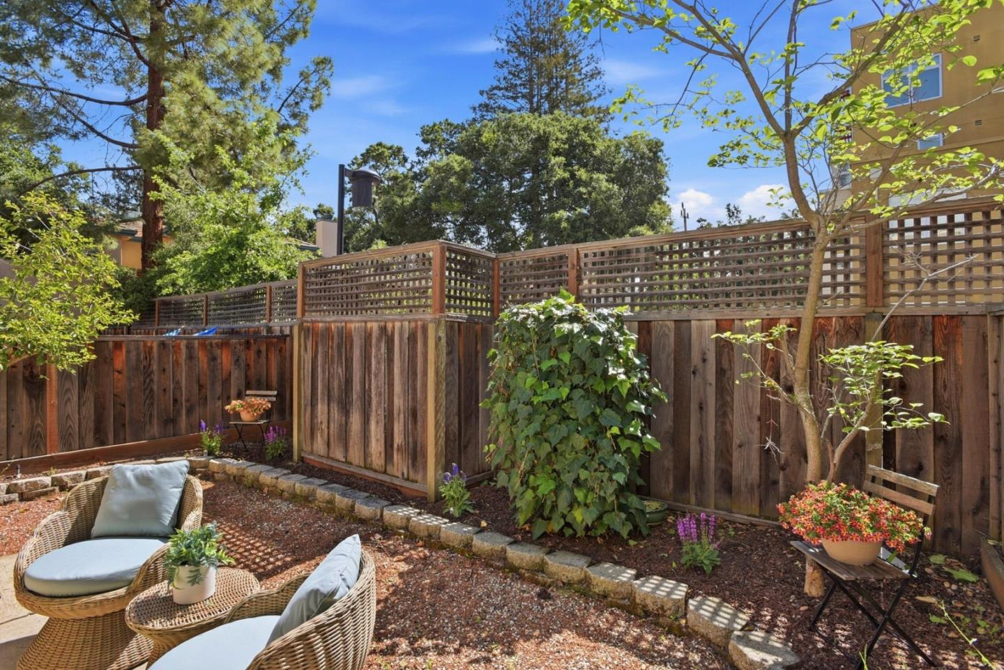 Detail Gallery Image 43 of 48 For 4173 El Camino Real #9,  Palo Alto,  CA 94306 - 2 Beds | 2/1 Baths