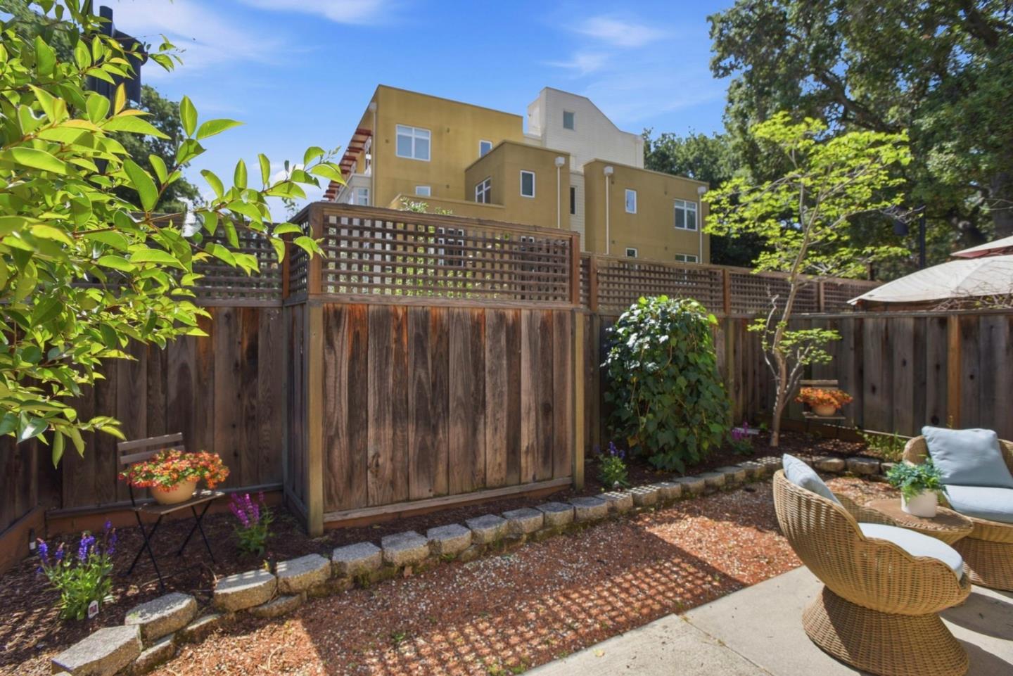 Detail Gallery Image 44 of 48 For 4173 El Camino Real #9,  Palo Alto,  CA 94306 - 2 Beds | 2/1 Baths