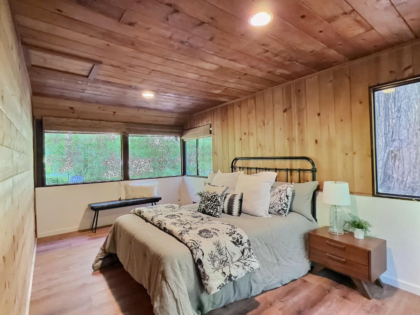 Detail Gallery Image 6 of 11 For 173 N Sequoia Rd, Boulder Creek,  CA 95006 - 2 Beds | 1 Baths