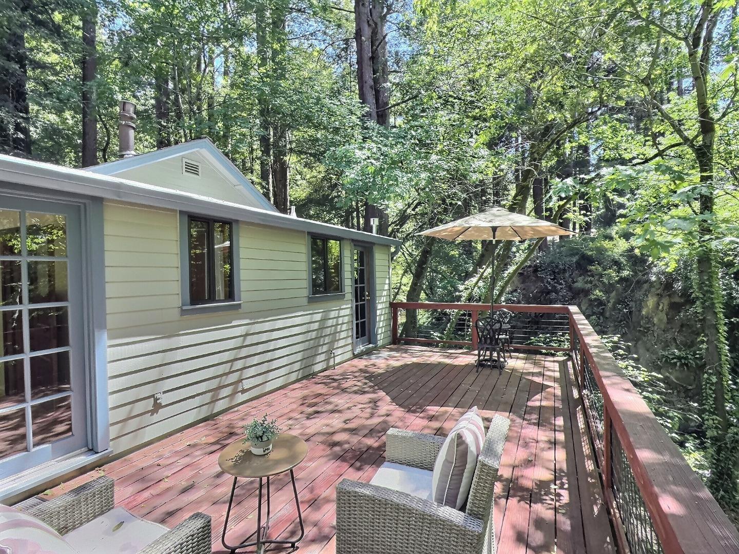 Detail Gallery Image 9 of 11 For 173 N Sequoia Rd, Boulder Creek,  CA 95006 - 2 Beds | 1 Baths