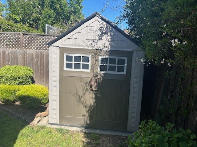 Detail Gallery Image 21 of 23 For 905 Haddon Dr, San Mateo,  CA 94402 - 3 Beds | 2 Baths