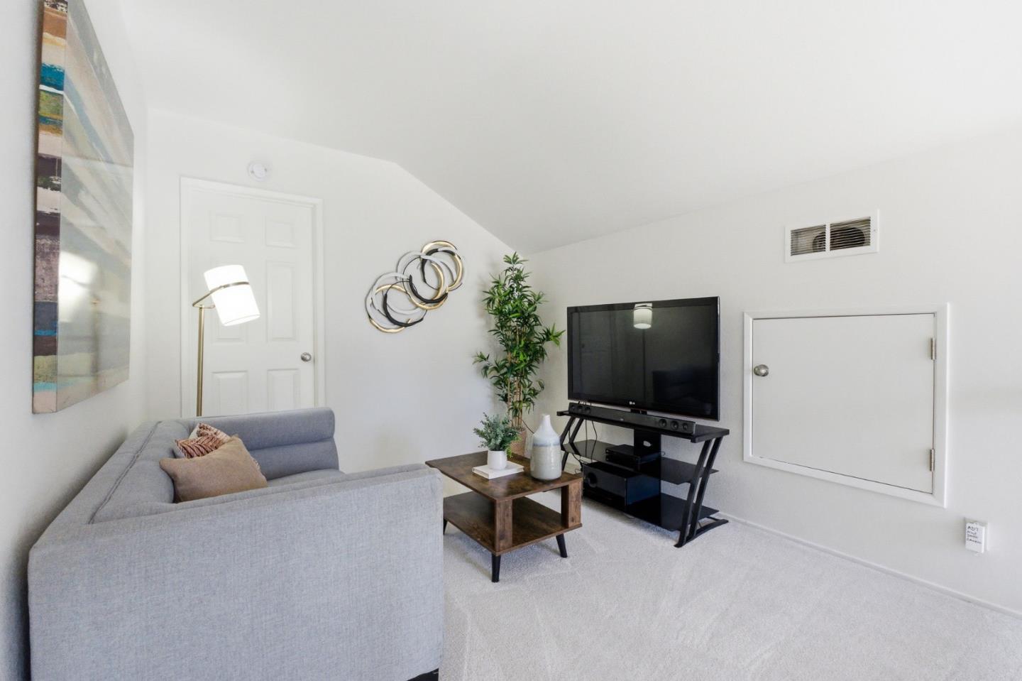 Photo #19: ML82043287 Listing: Photo #19