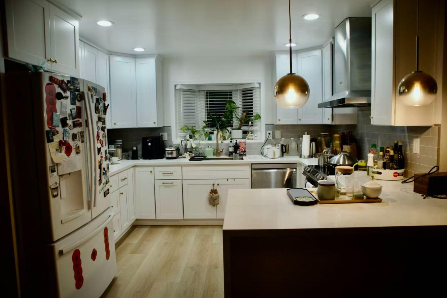 Detail Gallery Image 4 of 7 For 1452 Antonio Ln, San Jose,  CA 95117 - 3 Beds | 2 Baths