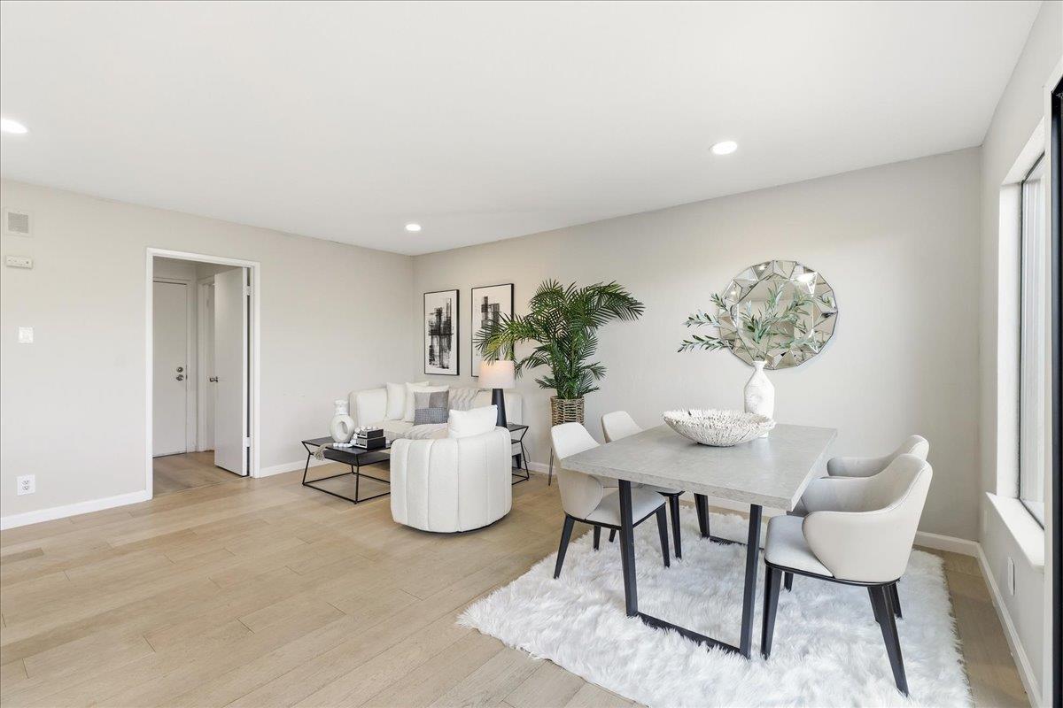 Detail Gallery Image 14 of 55 For 12 Riviera Cir, Redwood City,  CA 94065 - 4 Beds | 2/1 Baths