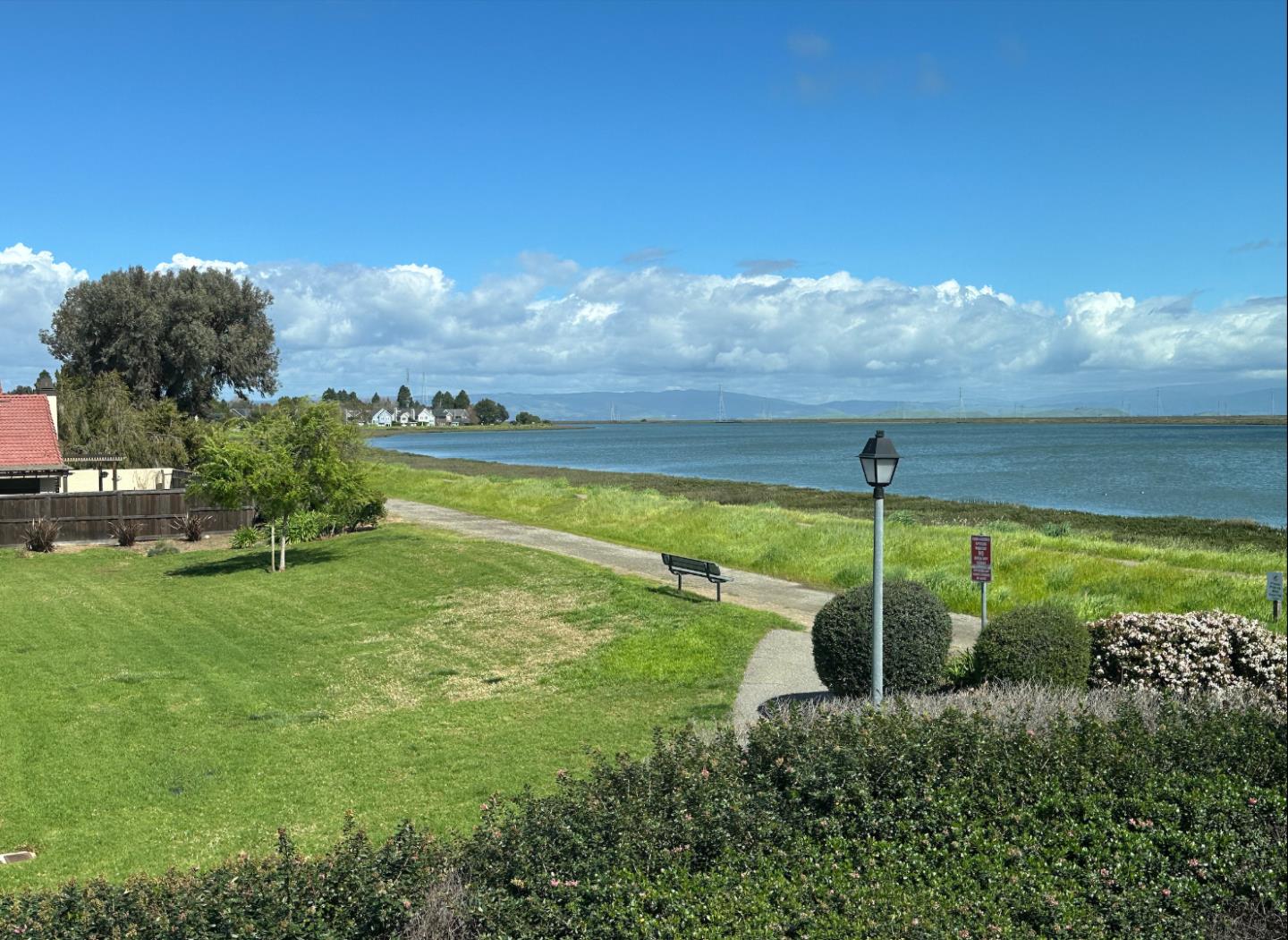 Detail Gallery Image 46 of 55 For 12 Riviera Cir, Redwood City,  CA 94065 - 4 Beds | 2/1 Baths