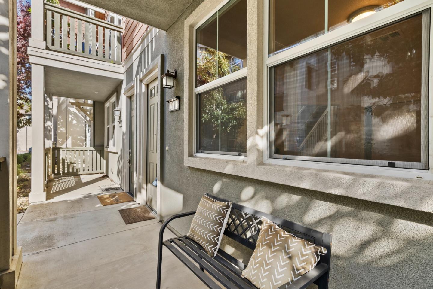 Detail Gallery Image 3 of 42 For 2116 Vincenzo Walkway, San Jose,  CA 95133 - 4 Beds | 4 Baths