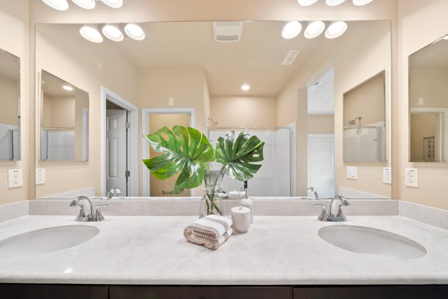 Detail Gallery Image 34 of 42 For 2116 Vincenzo Walkway, San Jose,  CA 95133 - 4 Beds | 4 Baths