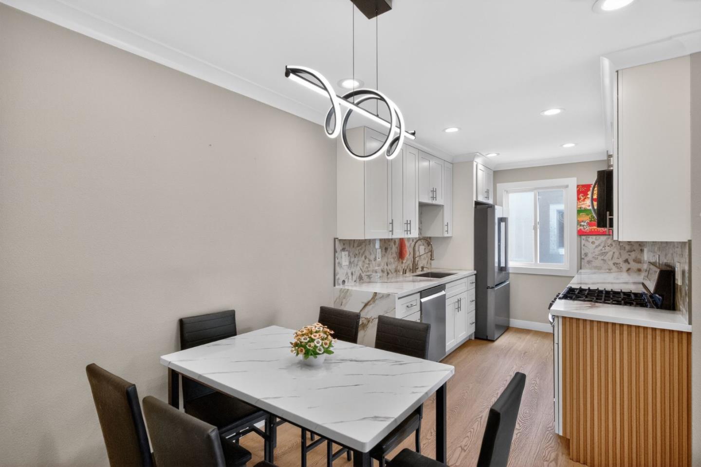 Photo #5: ML82043292 Listing: Photo #5