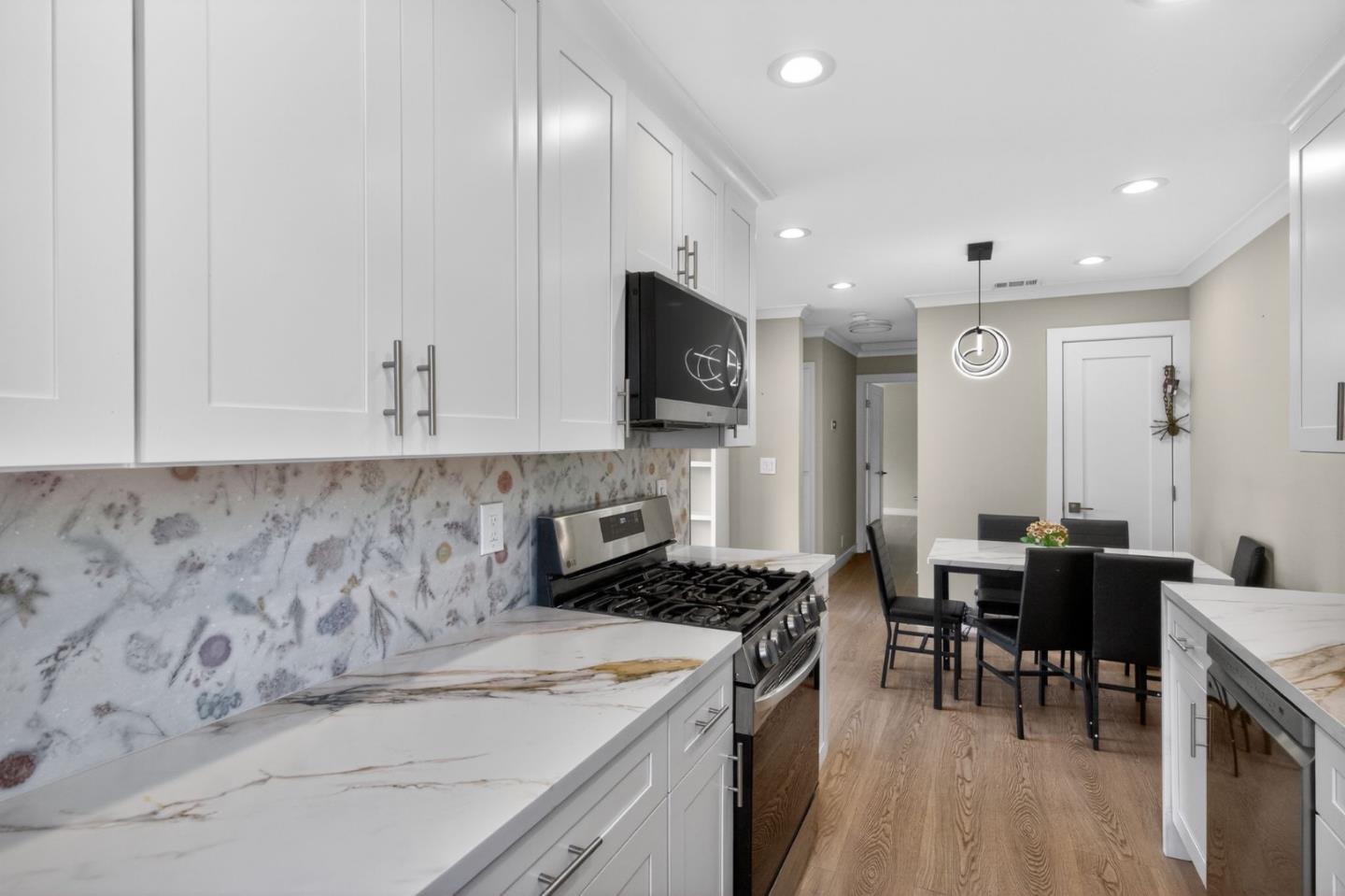 Photo #8: ML82043292 Listing: Photo #8