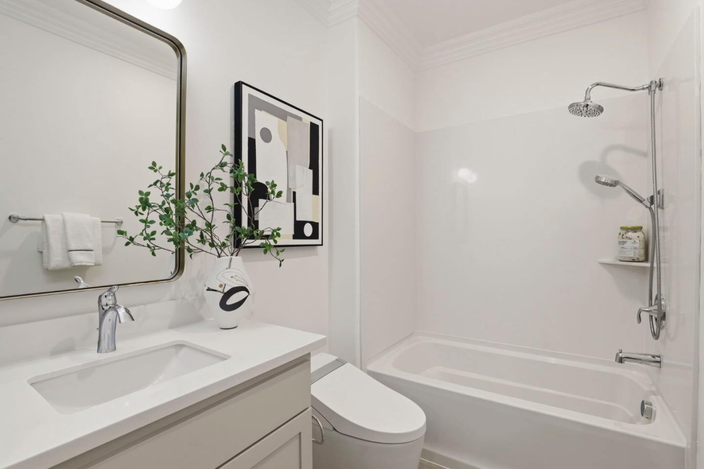 Detail Gallery Image 34 of 66 For 410 Encinal Ave, Menlo Park,  CA 94025 - 4 Beds | 3/1 Baths