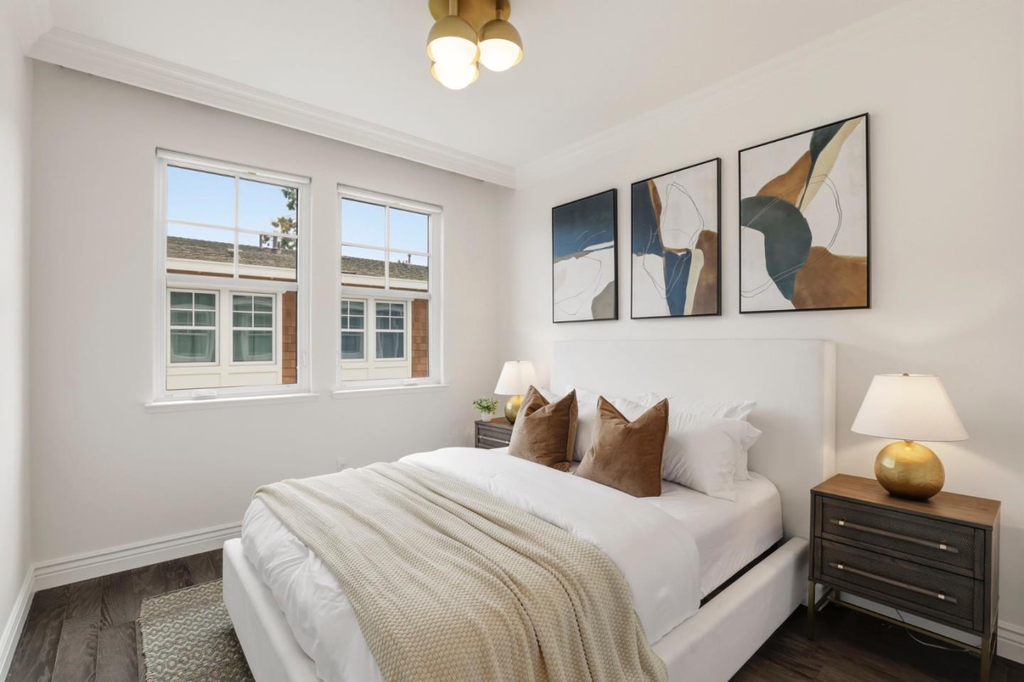 Detail Gallery Image 35 of 66 For 410 Encinal Ave, Menlo Park,  CA 94025 - 4 Beds | 3/1 Baths