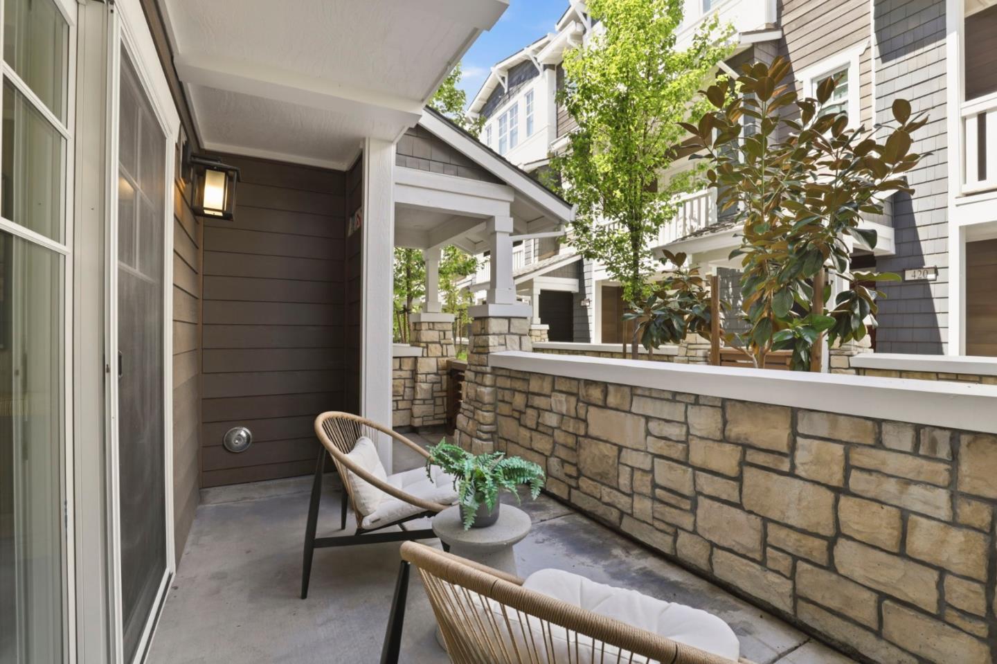 Detail Gallery Image 37 of 66 For 410 Encinal Ave, Menlo Park,  CA 94025 - 4 Beds | 3/1 Baths