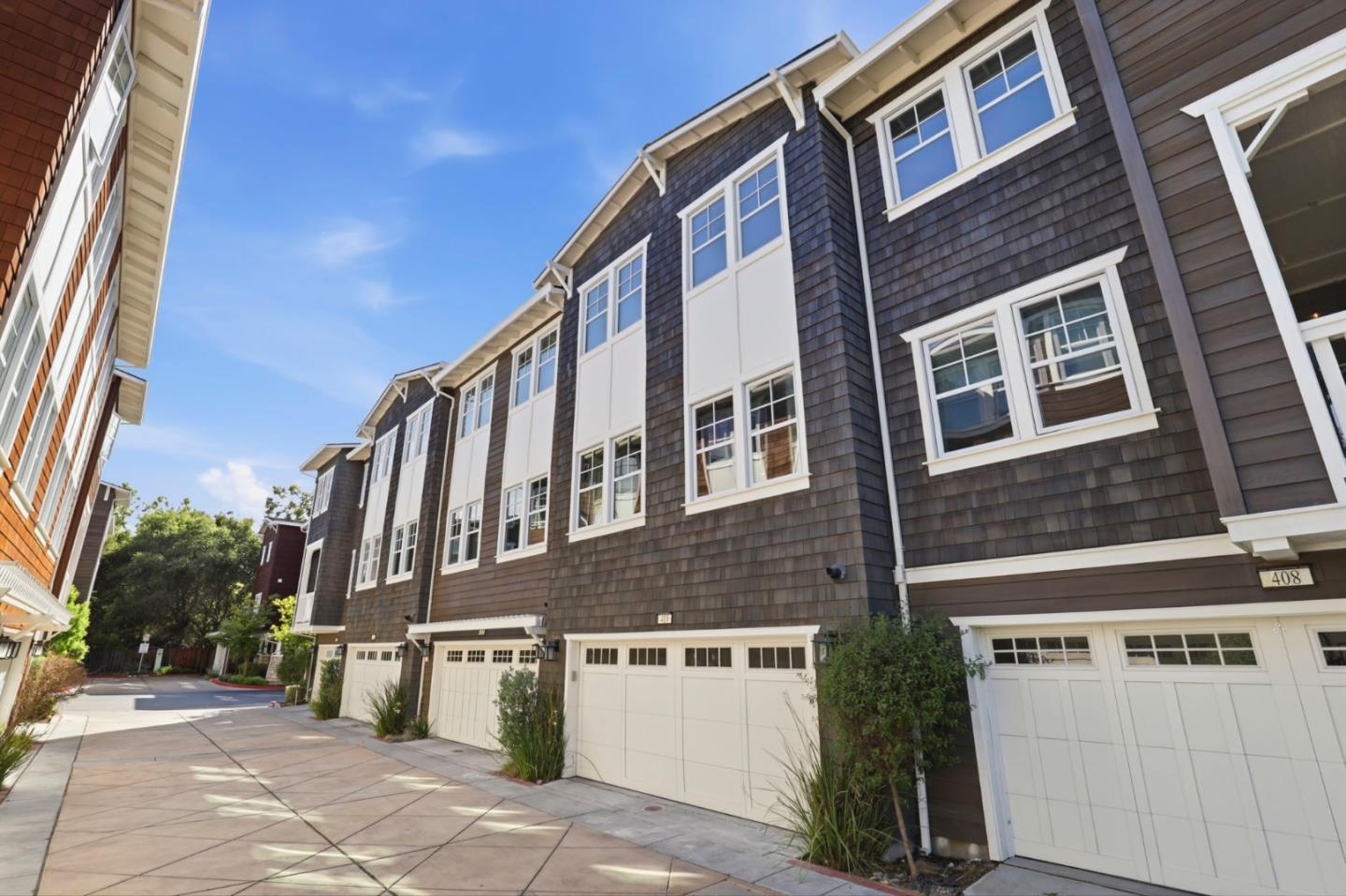 Detail Gallery Image 46 of 66 For 410 Encinal Ave, Menlo Park,  CA 94025 - 4 Beds | 3/1 Baths