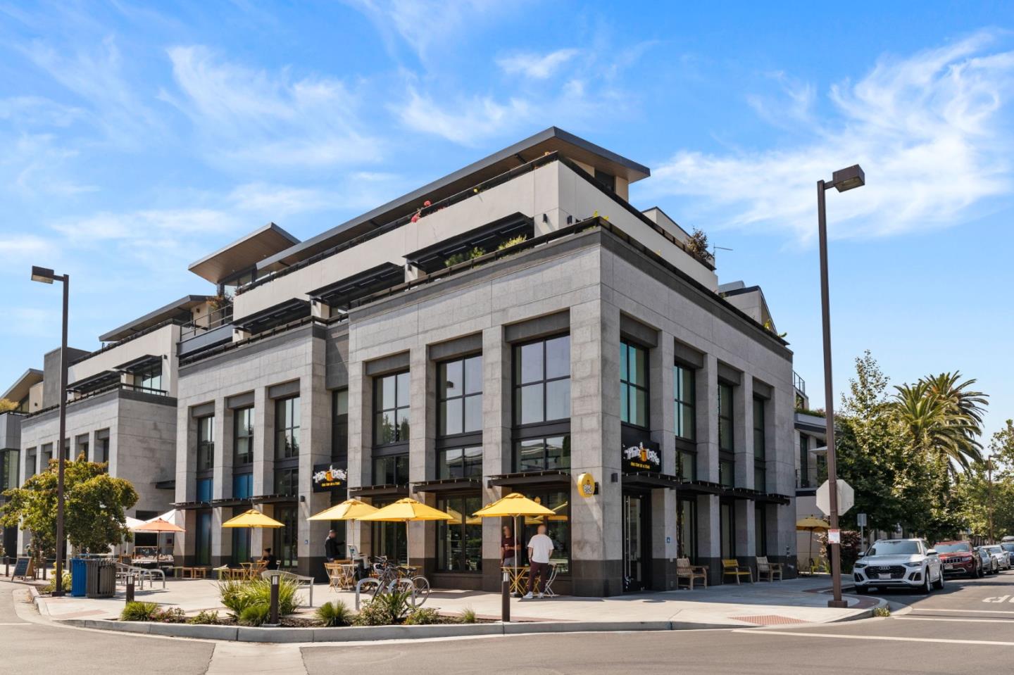 Detail Gallery Image 56 of 66 For 410 Encinal Ave, Menlo Park,  CA 94025 - 4 Beds | 3/1 Baths