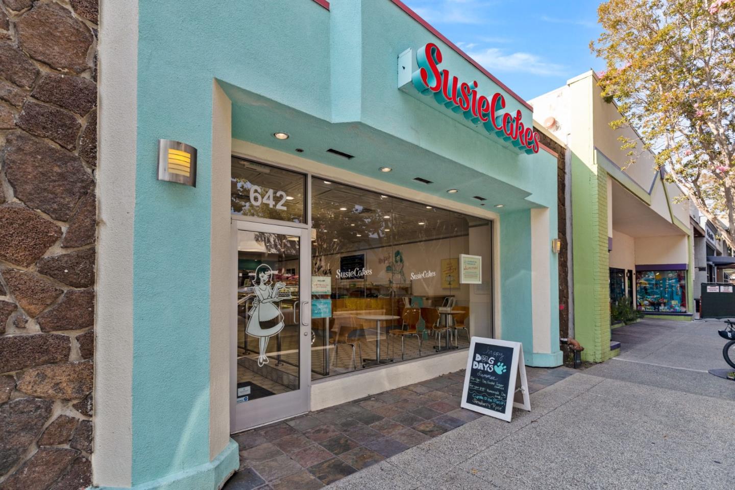 Detail Gallery Image 60 of 66 For 410 Encinal Ave, Menlo Park,  CA 94025 - 4 Beds | 3/1 Baths