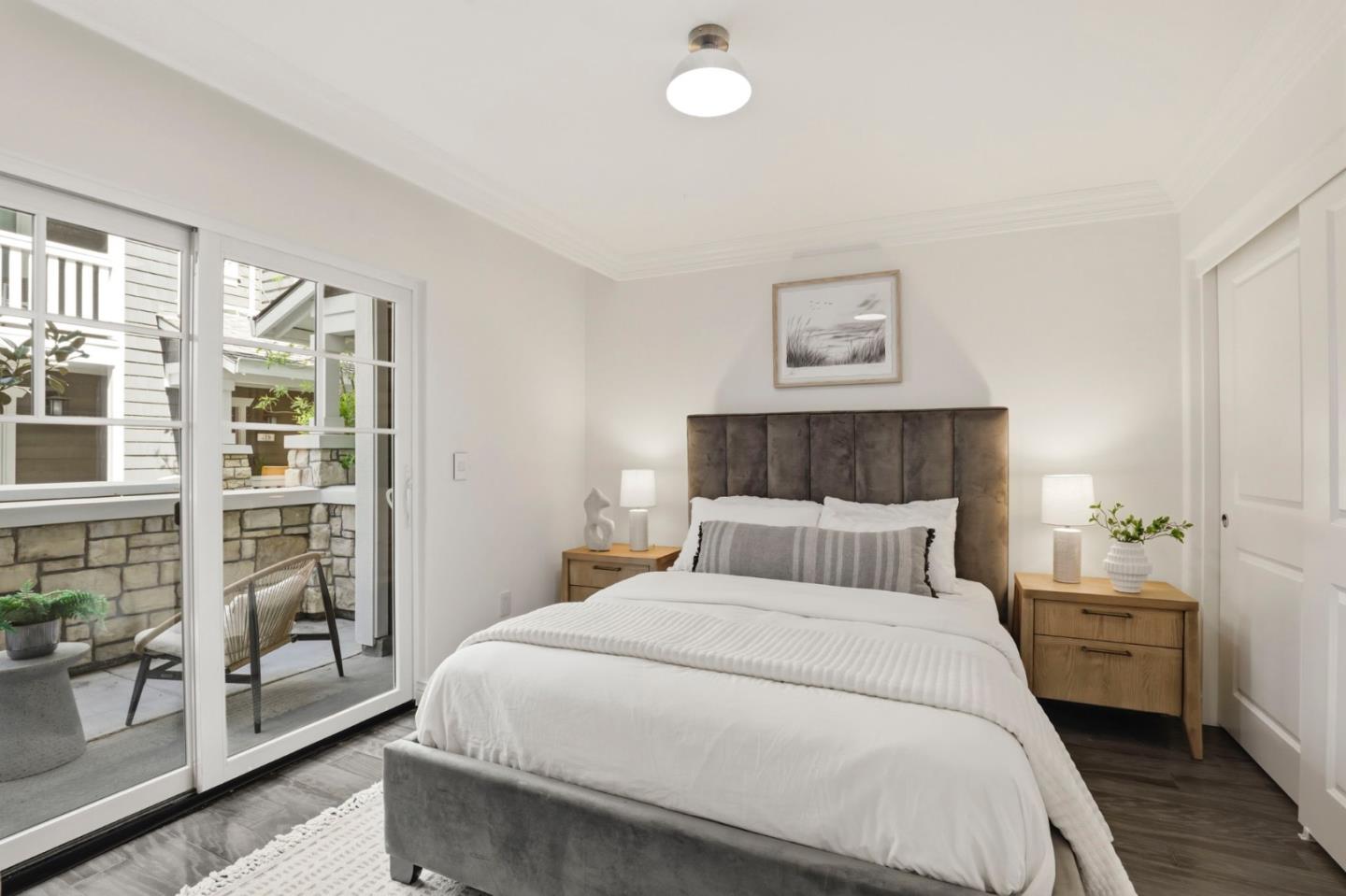 Detail Gallery Image 7 of 66 For 410 Encinal Ave, Menlo Park,  CA 94025 - 4 Beds | 3/1 Baths