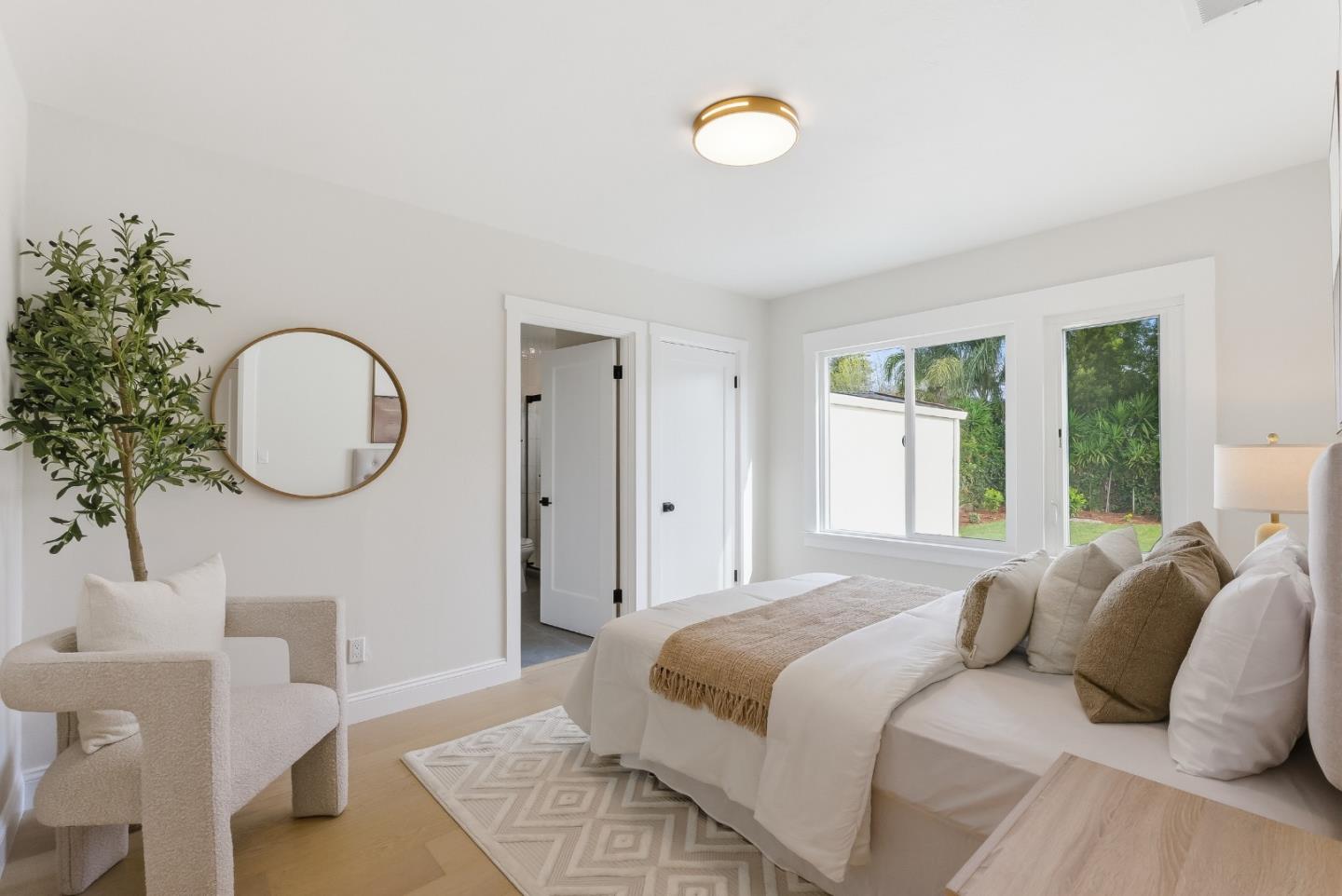 Detail Gallery Image 13 of 45 For 1414 Laurel, Santa Cruz,  CA 95060 - 3 Beds | 2 Baths