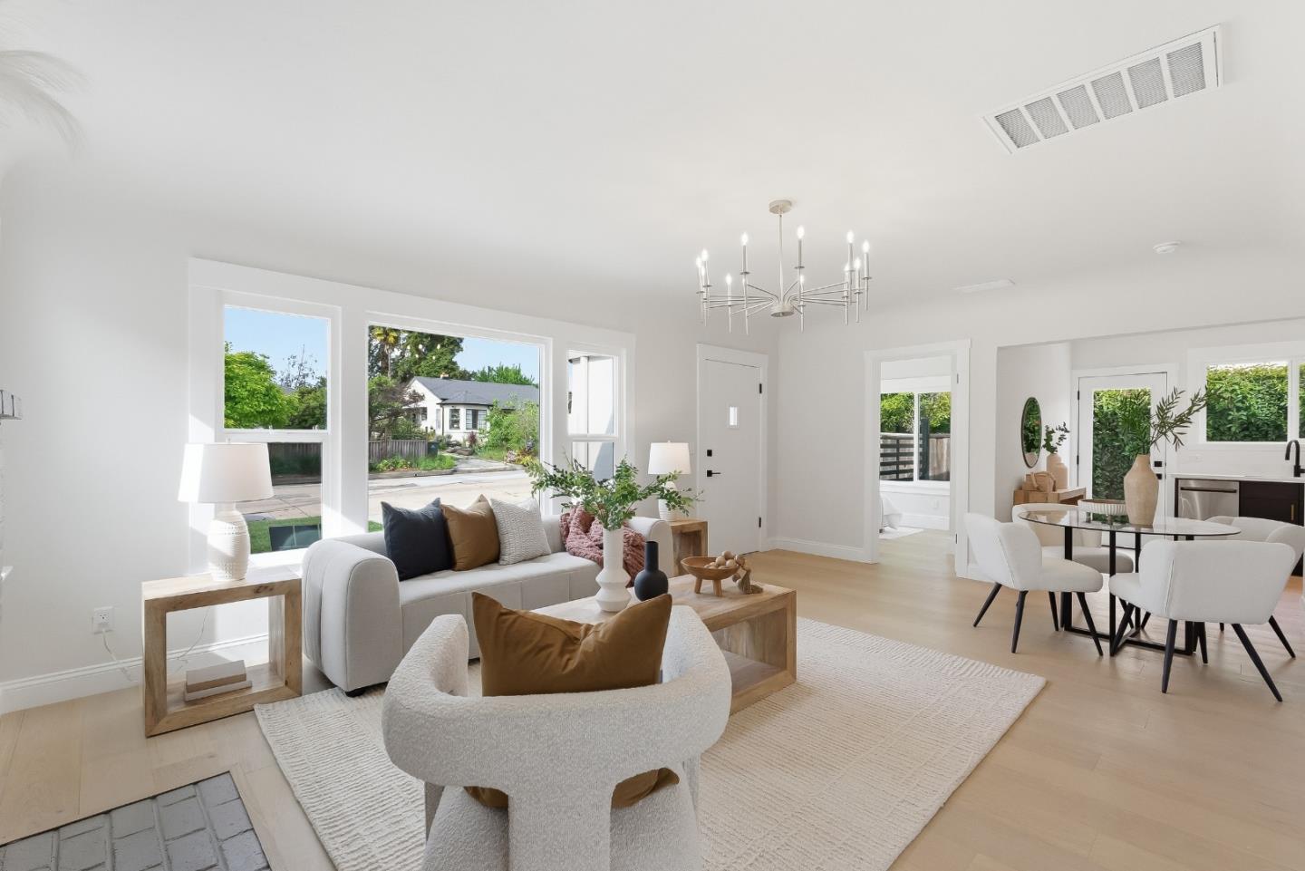 Detail Gallery Image 4 of 45 For 1414 Laurel, Santa Cruz,  CA 95060 - 3 Beds | 2 Baths