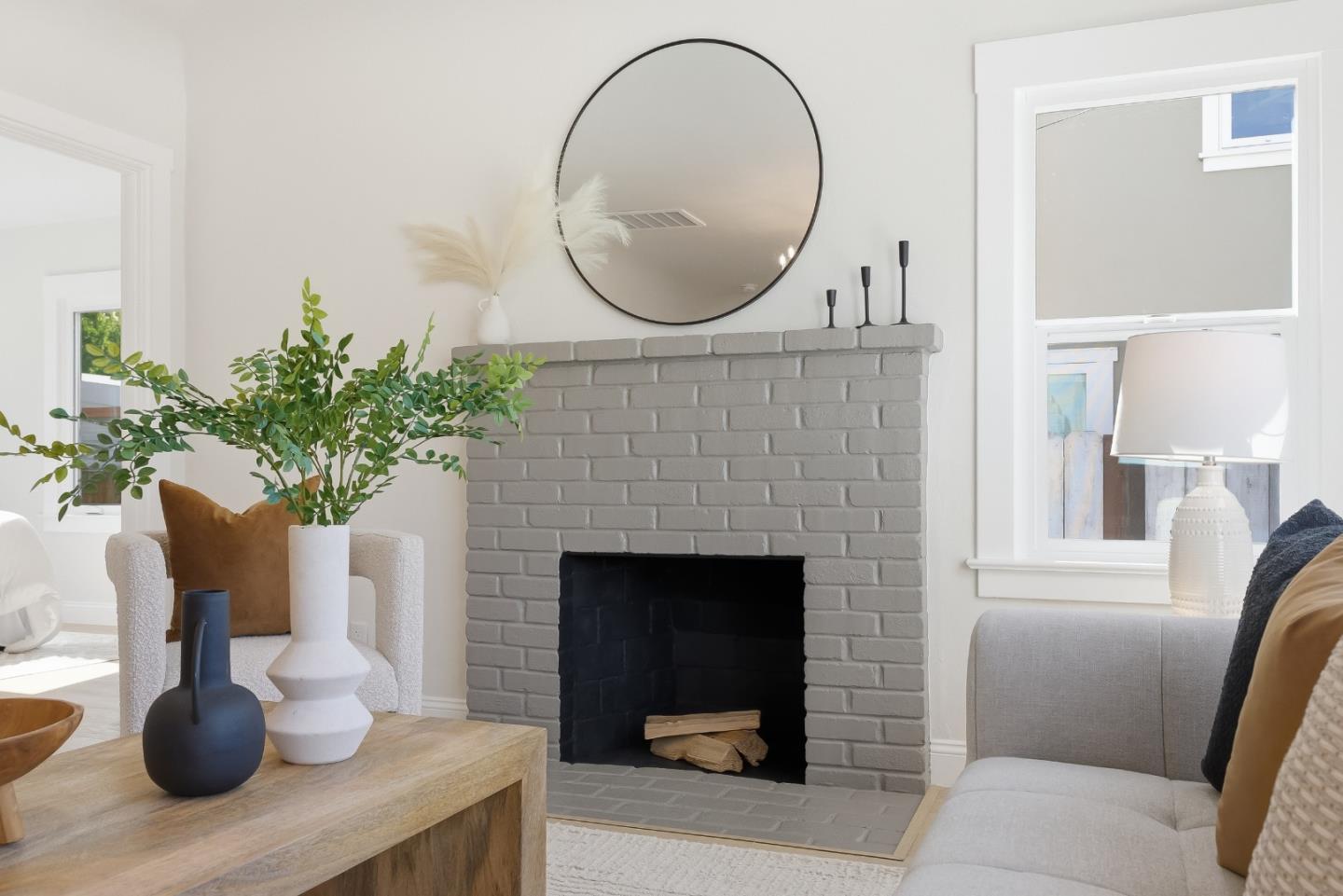 Detail Gallery Image 5 of 45 For 1414 Laurel, Santa Cruz,  CA 95060 - 3 Beds | 2 Baths