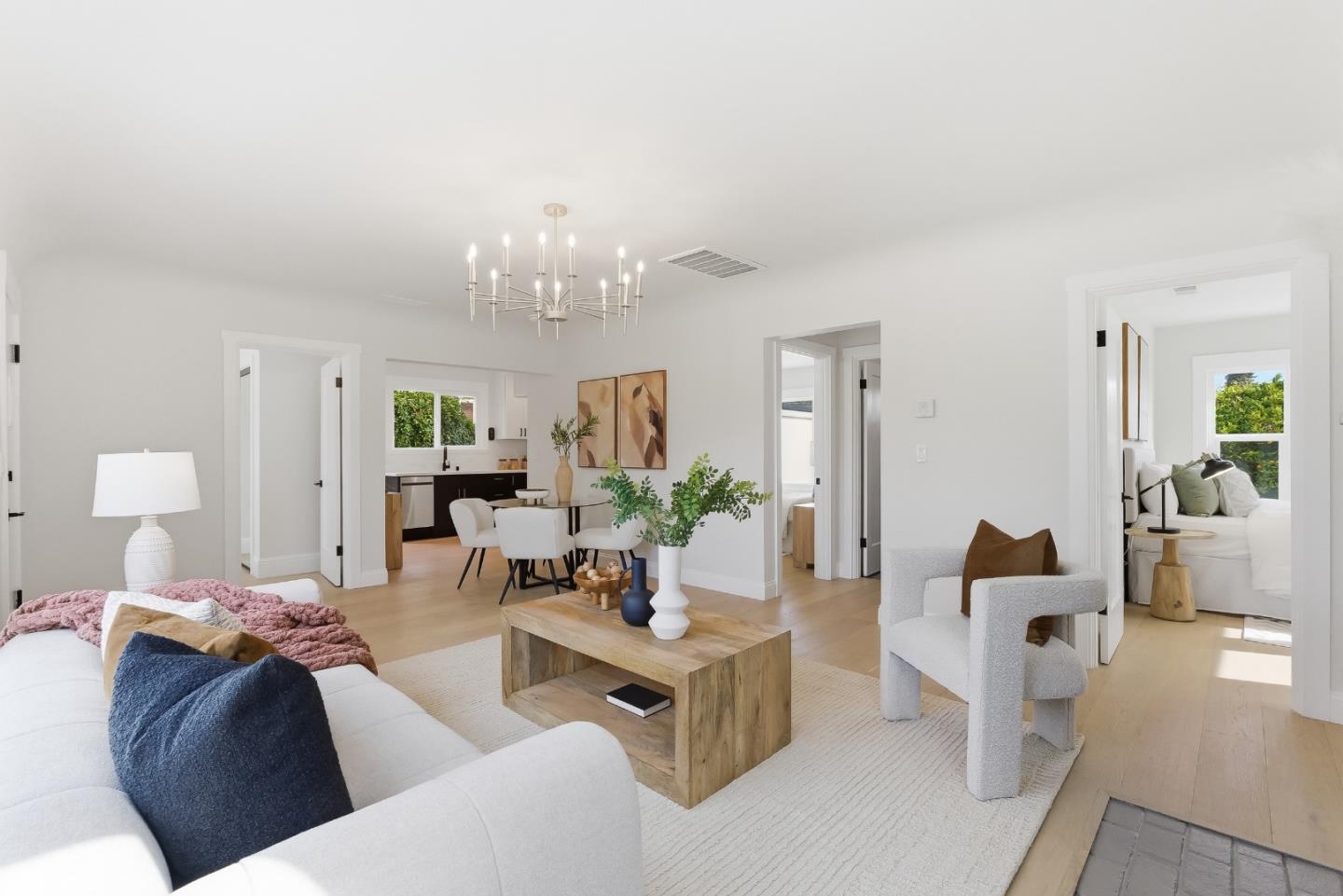 Detail Gallery Image 7 of 45 For 1414 Laurel, Santa Cruz,  CA 95060 - 3 Beds | 2 Baths