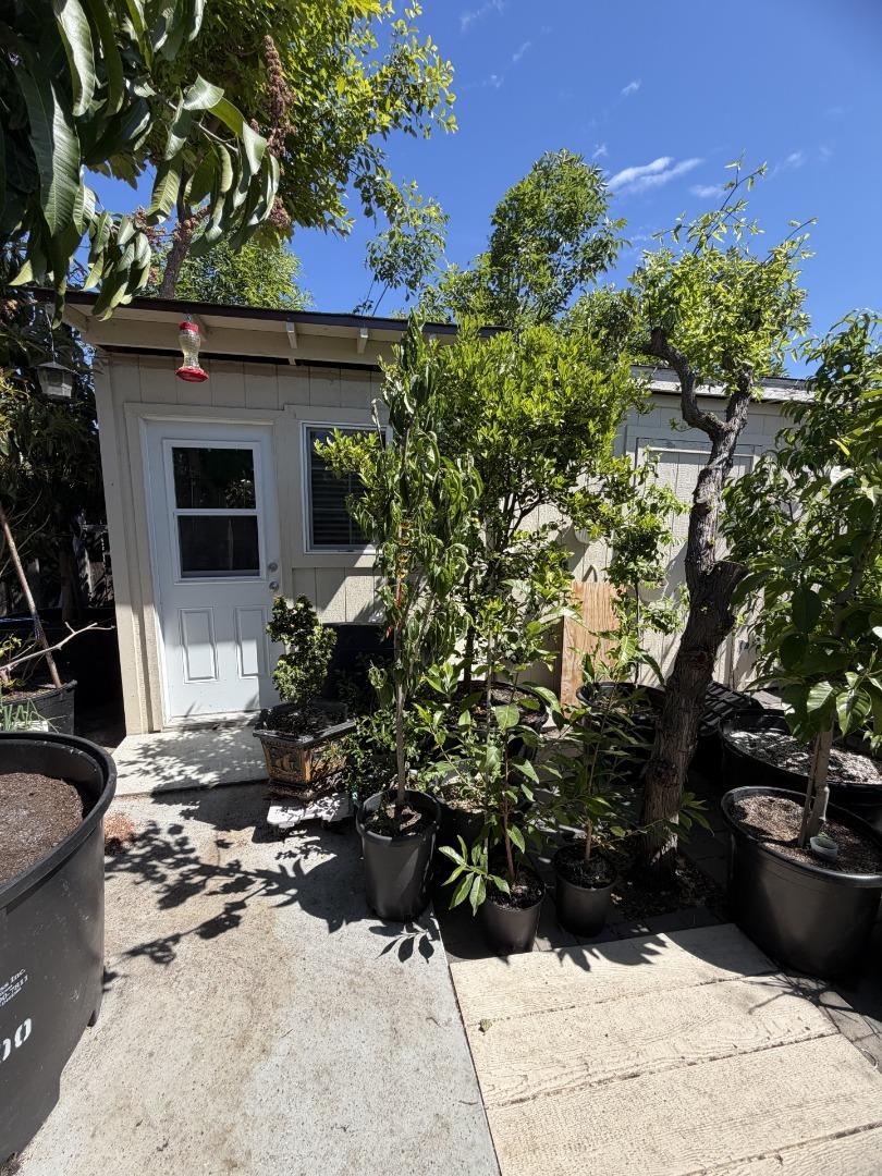 Detail Gallery Image 17 of 18 For 198 S Cragmont, San Jose,  CA 95127 - 3 Beds | 2 Baths