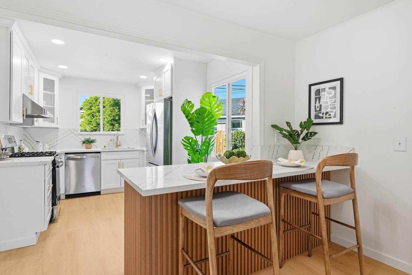 Detail Gallery Image 11 of 39 For 245 E 40th Ave, San Mateo,  CA 94403 - 3 Beds | 2 Baths