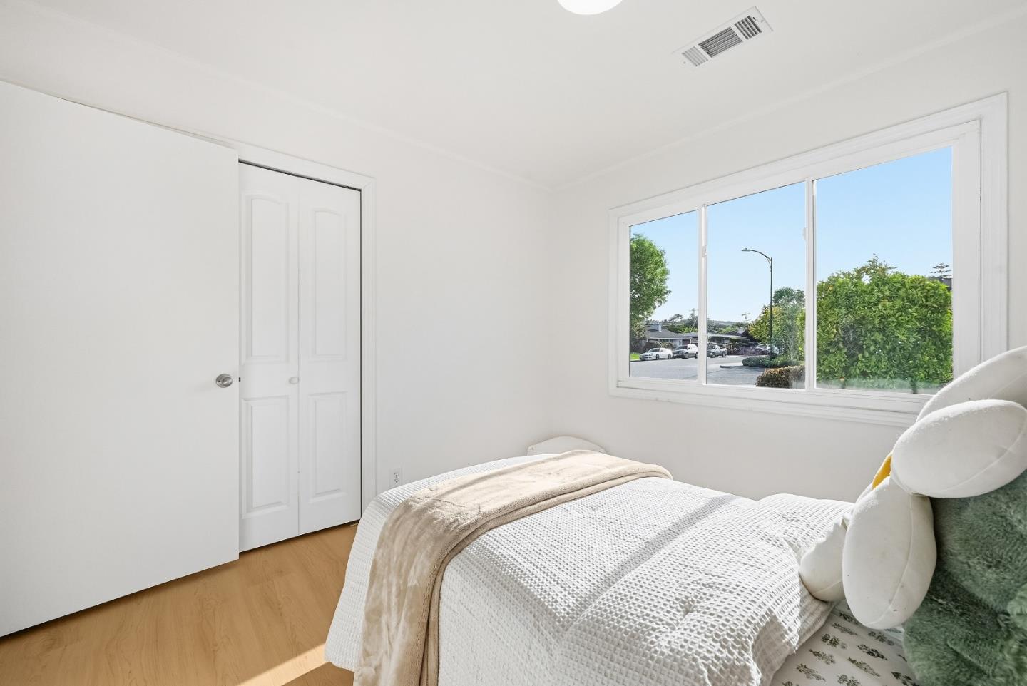 Detail Gallery Image 21 of 39 For 245 E 40th Ave, San Mateo,  CA 94403 - 3 Beds | 2 Baths