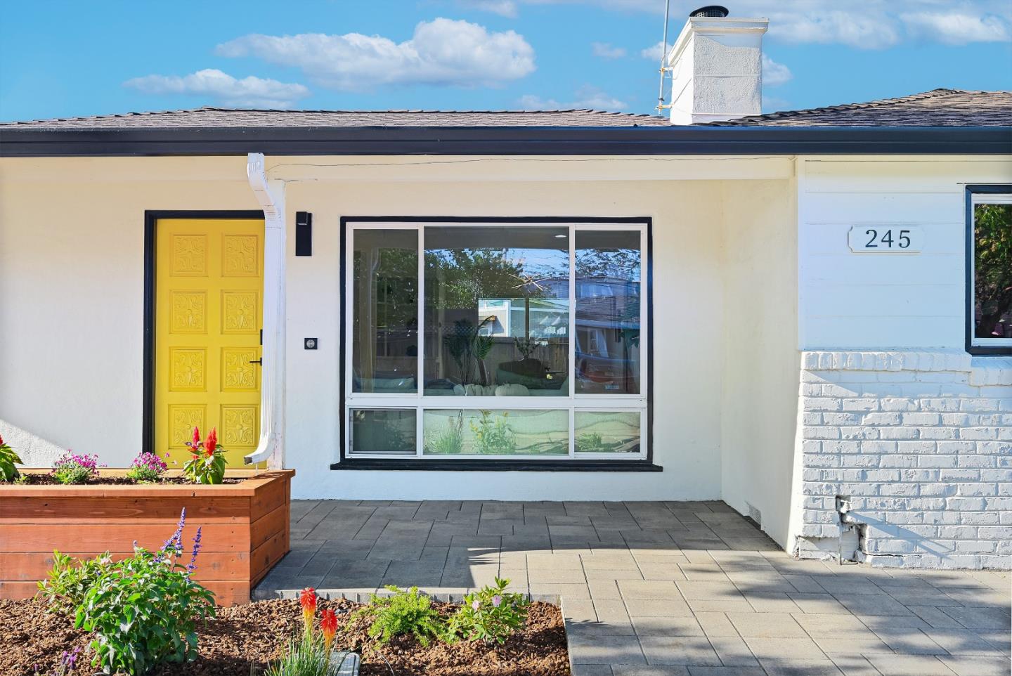 Detail Gallery Image 4 of 39 For 245 E 40th Ave, San Mateo,  CA 94403 - 3 Beds | 2 Baths