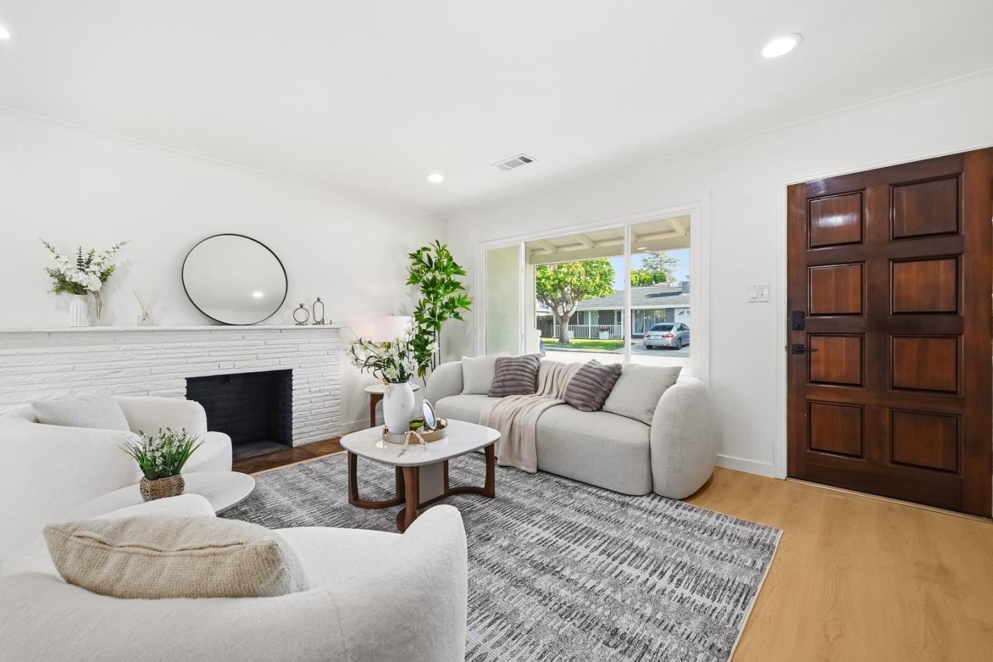 Detail Gallery Image 8 of 39 For 245 E 40th Ave, San Mateo,  CA 94403 - 3 Beds | 2 Baths