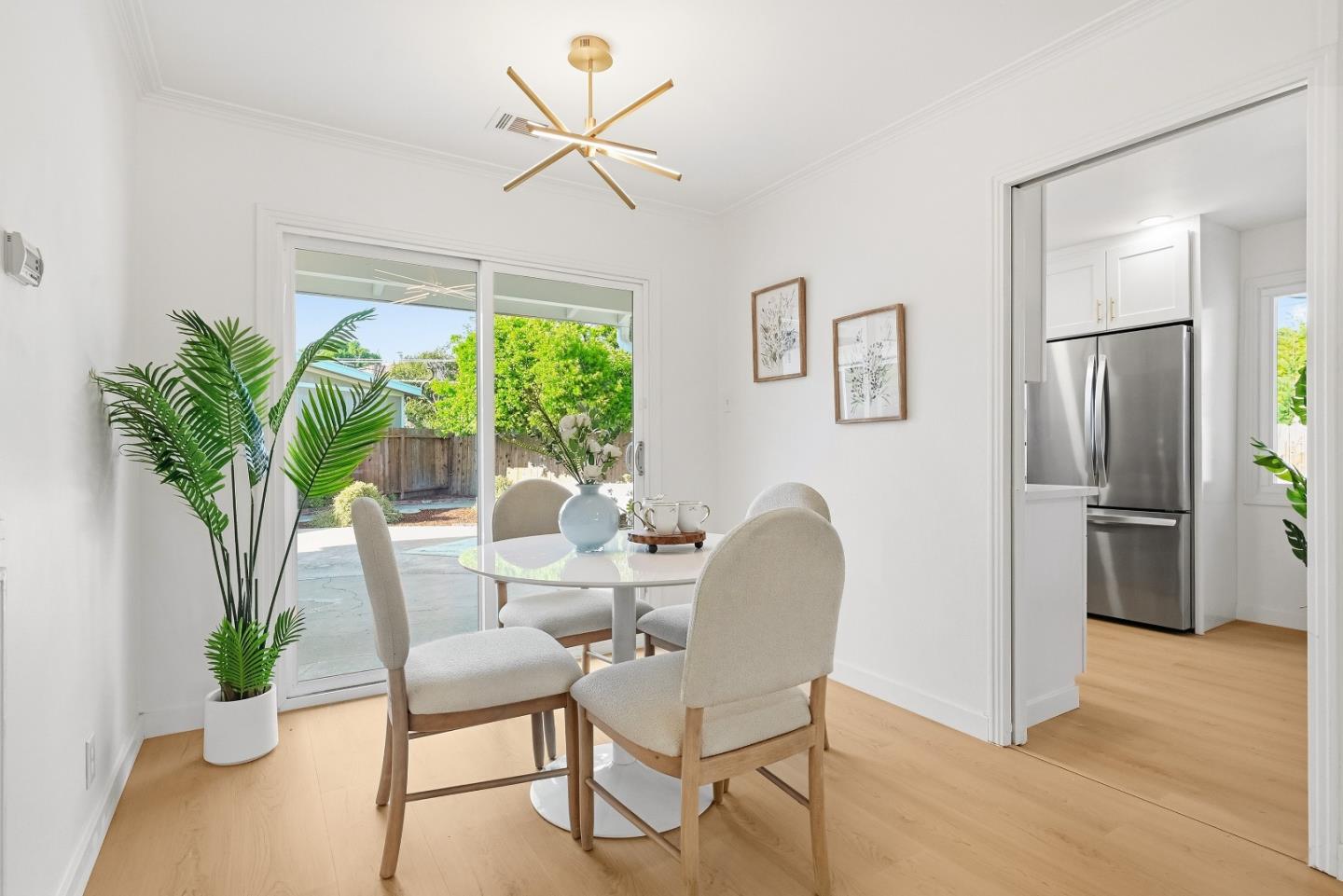 Detail Gallery Image 9 of 39 For 245 E 40th Ave, San Mateo,  CA 94403 - 3 Beds | 2 Baths