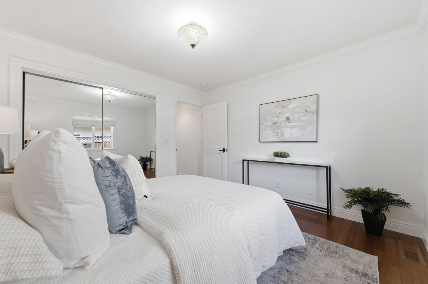 Detail Gallery Image 18 of 42 For 105 Calle El Padre, Los Gatos,  CA 95032 - 4 Beds | 3 Baths