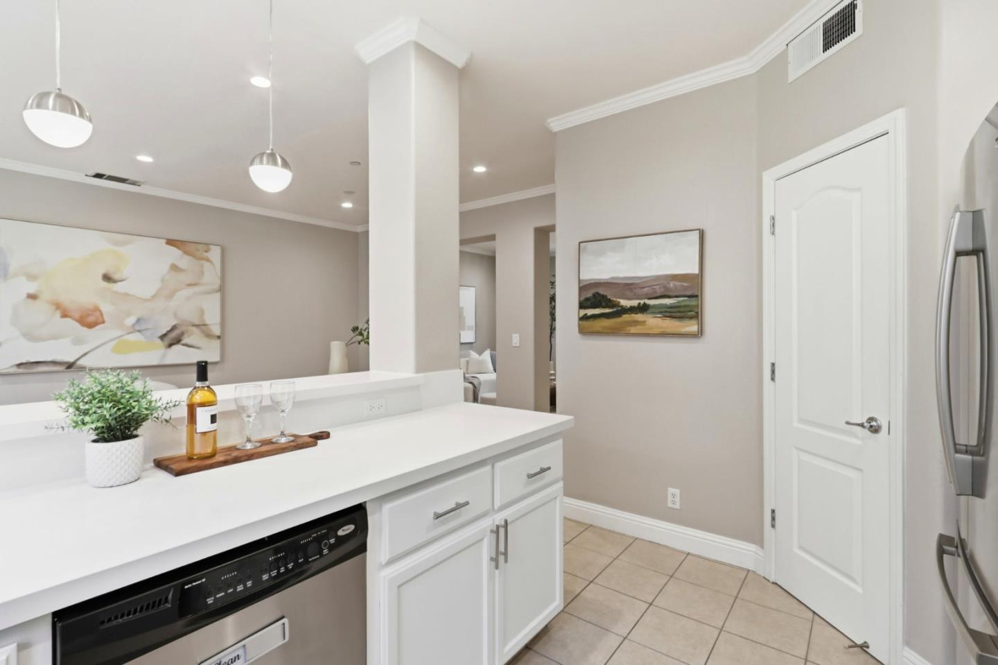 Detail Gallery Image 10 of 28 For 483 Tea Tree Ter, Sunnyvale,  CA 94086 - 3 Beds | 2/1 Baths