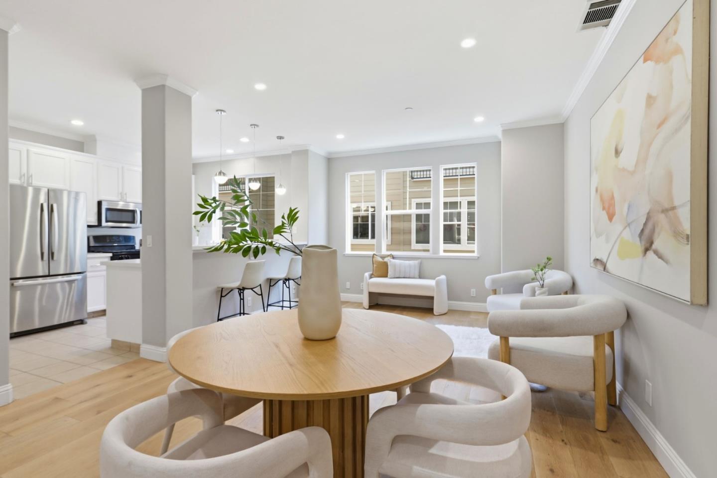 Detail Gallery Image 11 of 28 For 483 Tea Tree Ter, Sunnyvale,  CA 94086 - 3 Beds | 2/1 Baths