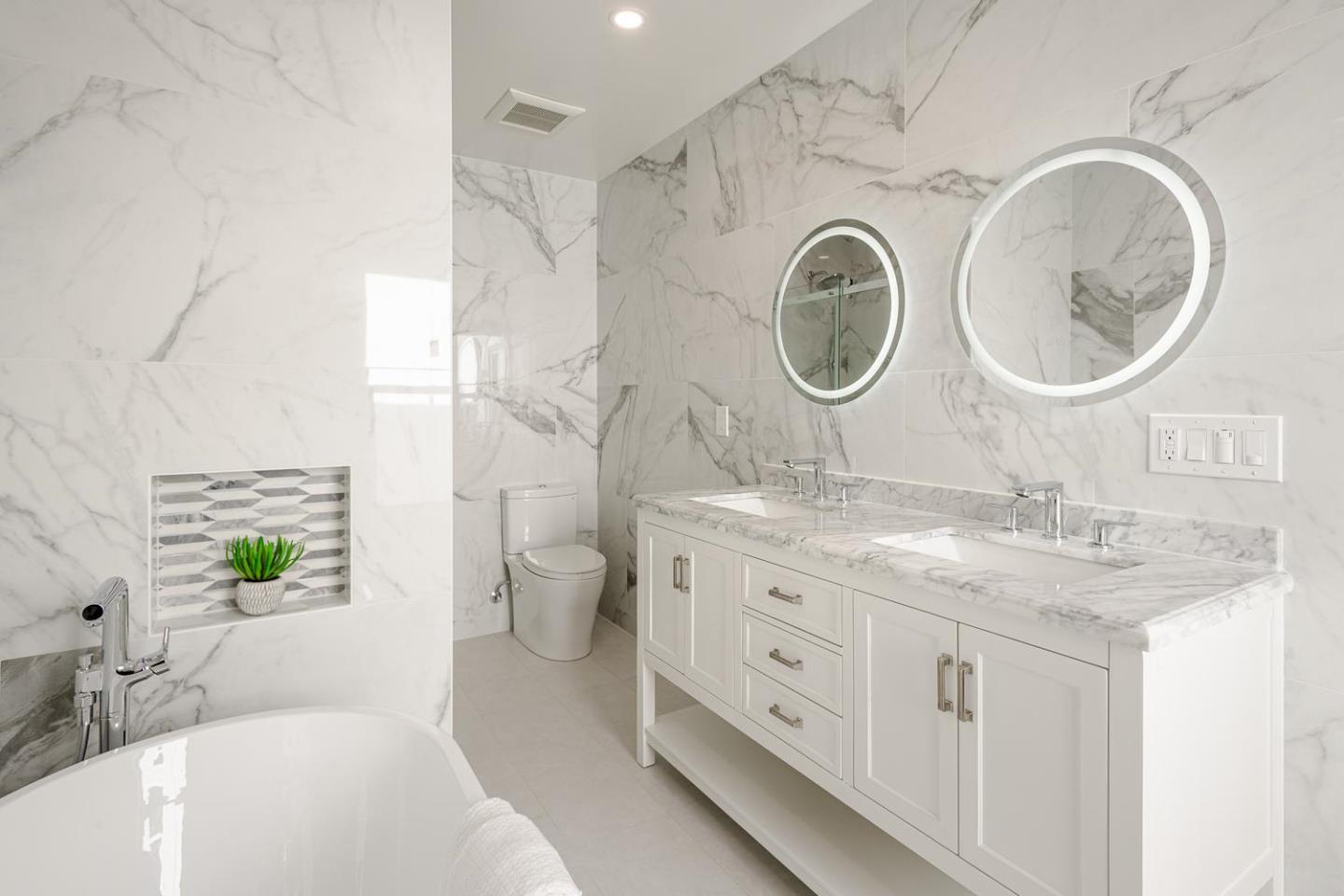 Detail Gallery Image 19 of 27 For 1307 California Dr, Burlingame,  CA 94010 - 3 Beds | 3 Baths