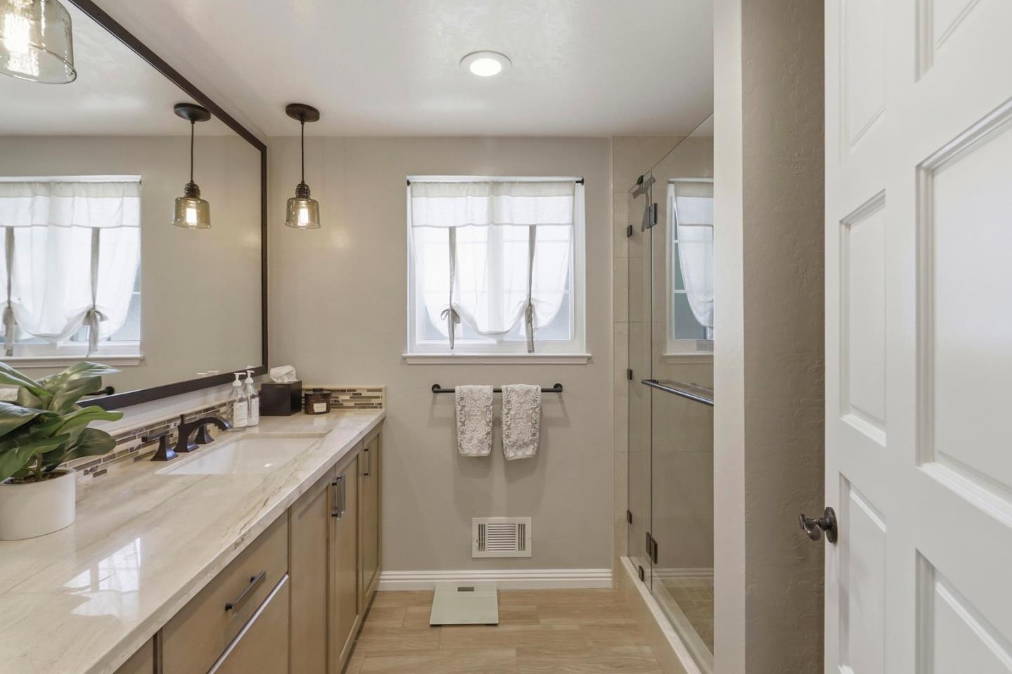 Detail Gallery Image 23 of 51 For 6613 Crystal Springs Dr, San Jose,  CA 95120 - 3 Beds | 2 Baths