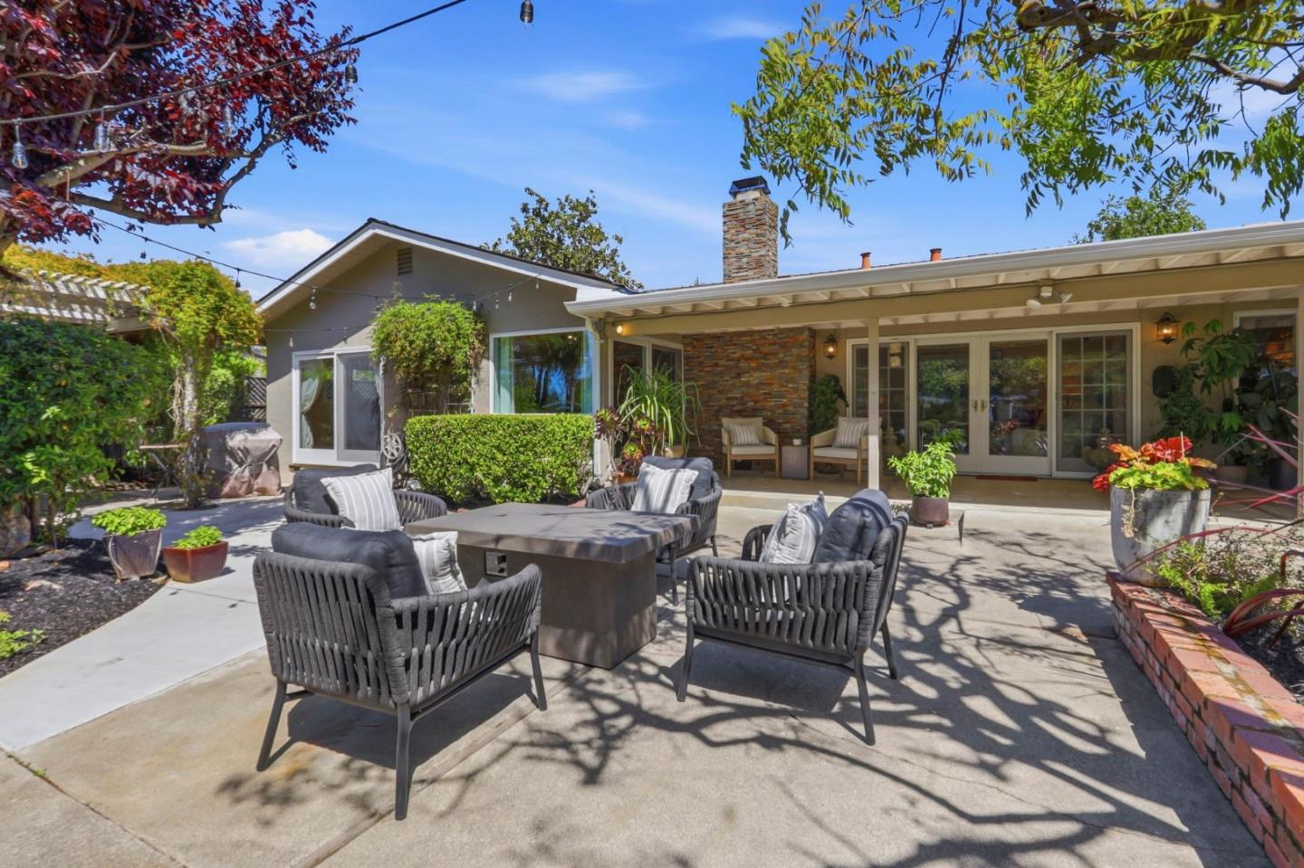 Detail Gallery Image 41 of 51 For 6613 Crystal Springs Dr, San Jose,  CA 95120 - 3 Beds | 2 Baths