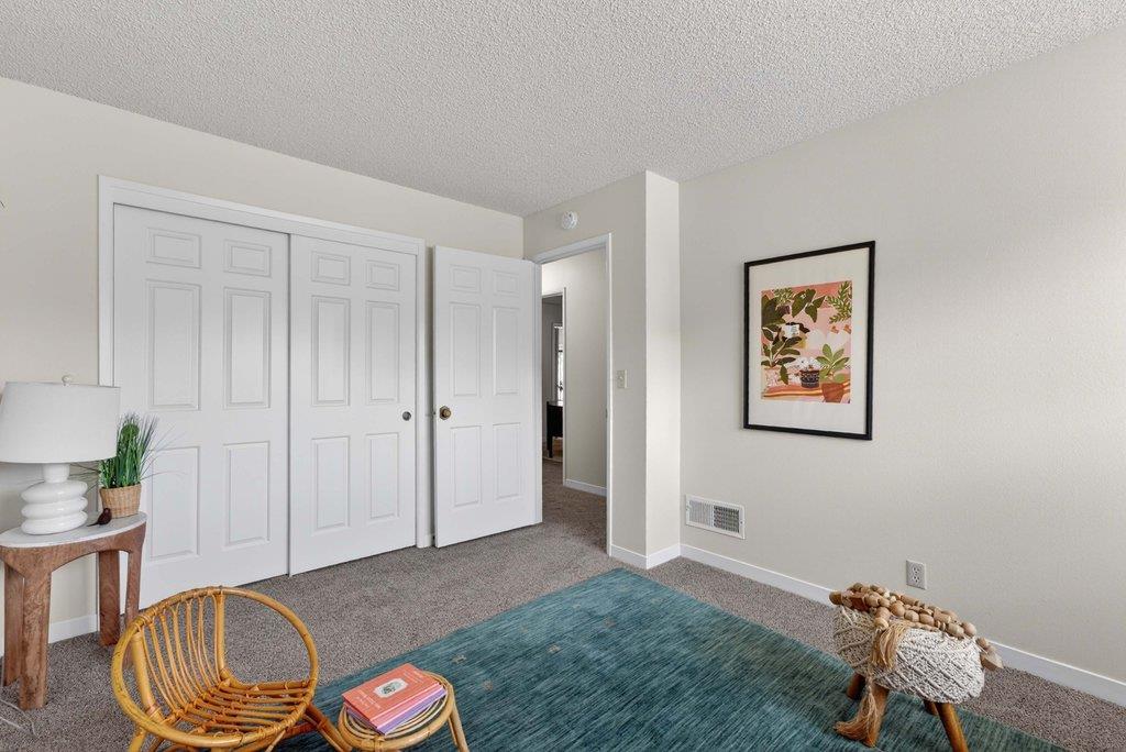 Detail Gallery Image 27 of 43 For 112 Nissen Rd #4,  Salinas,  CA 93901 - 3 Beds | 2 Baths