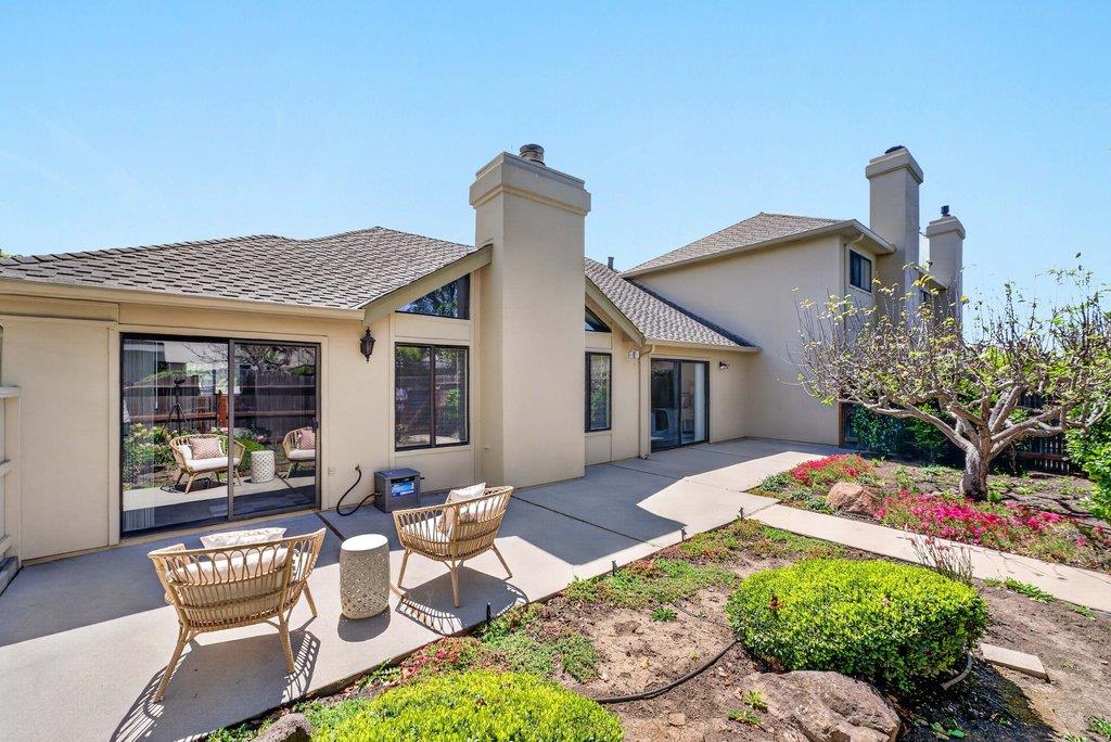 Detail Gallery Image 31 of 43 For 112 Nissen Rd #4,  Salinas,  CA 93901 - 3 Beds | 2 Baths