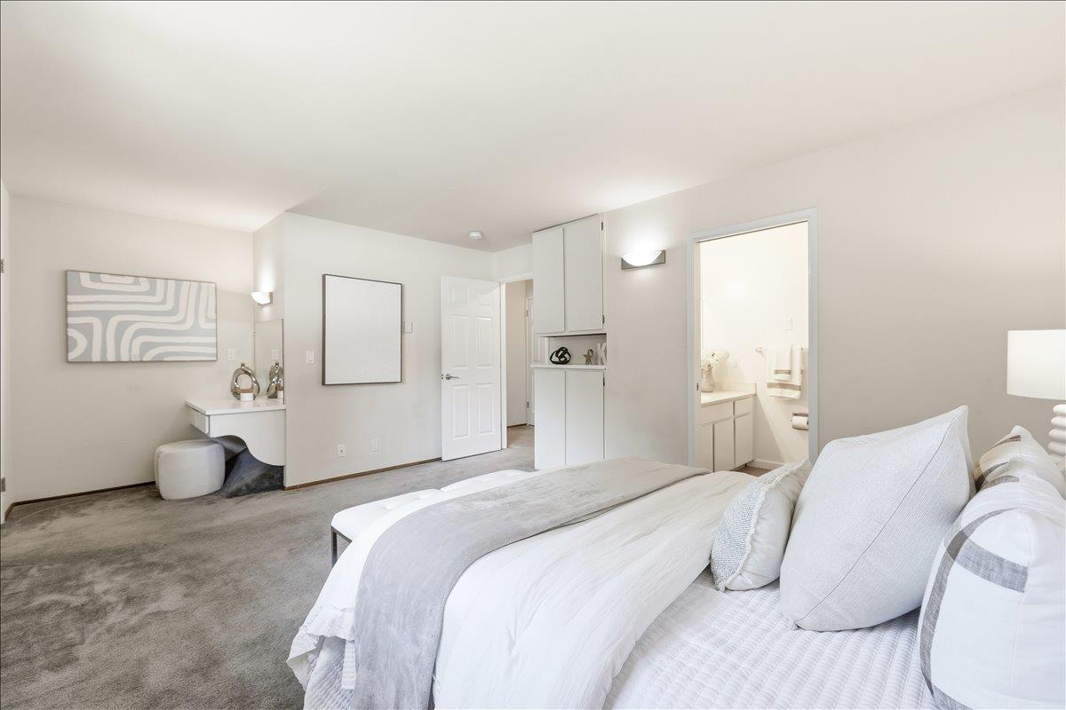 Detail Gallery Image 26 of 43 For 436 Sierra Vista Ave #8,  Mountain View,  CA 94043 - 2 Beds | 2/1 Baths