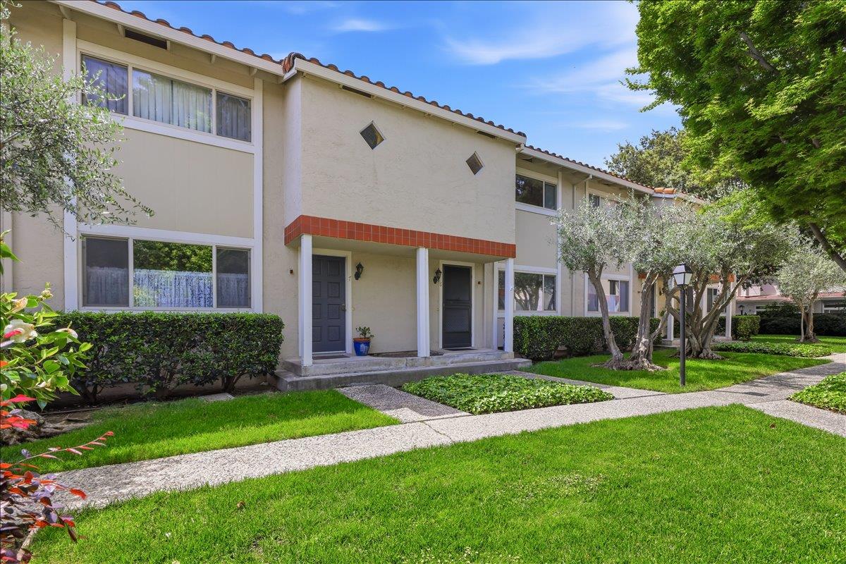 Detail Gallery Image 40 of 43 For 436 Sierra Vista Ave #8,  Mountain View,  CA 94043 - 2 Beds | 2/1 Baths