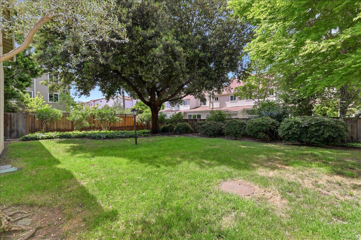 Detail Gallery Image 43 of 43 For 436 Sierra Vista Ave #8,  Mountain View,  CA 94043 - 2 Beds | 2/1 Baths