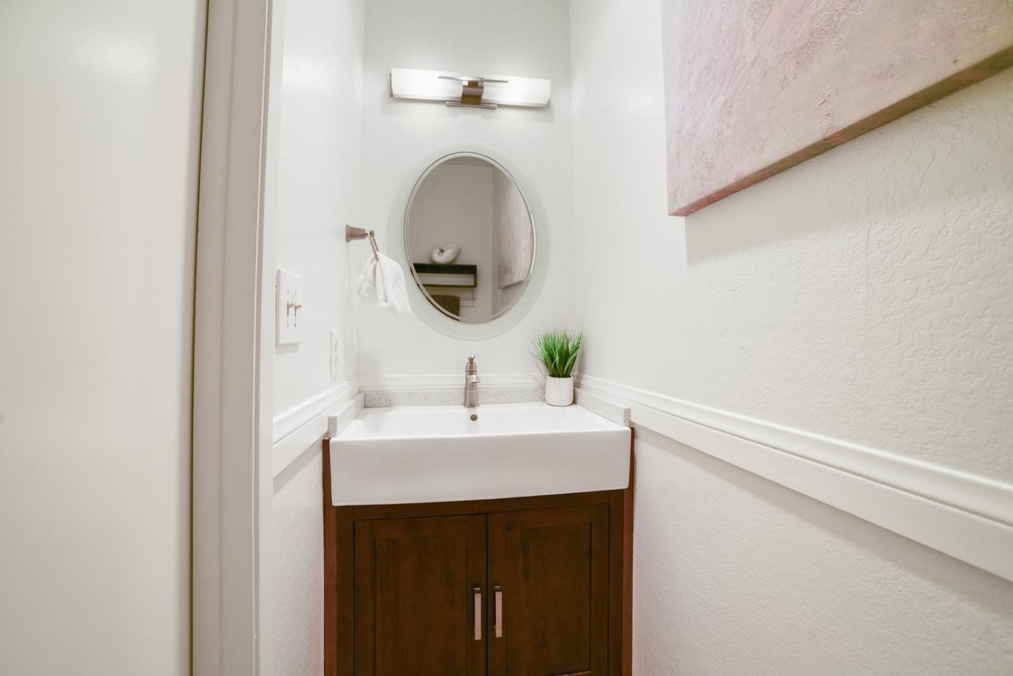 Detail Gallery Image 6 of 21 For 125 Connemara Way #164,  Sunnyvale,  CA 94087 - 2 Beds | 1/1 Baths