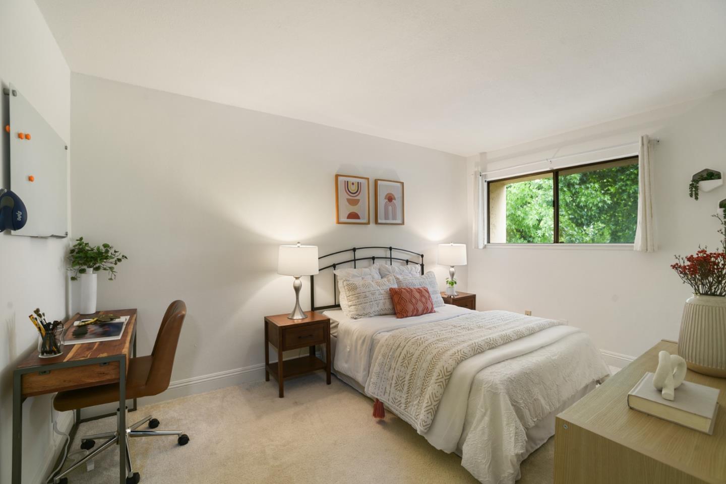 Detail Gallery Image 7 of 21 For 125 Connemara Way #164,  Sunnyvale,  CA 94087 - 2 Beds | 1/1 Baths