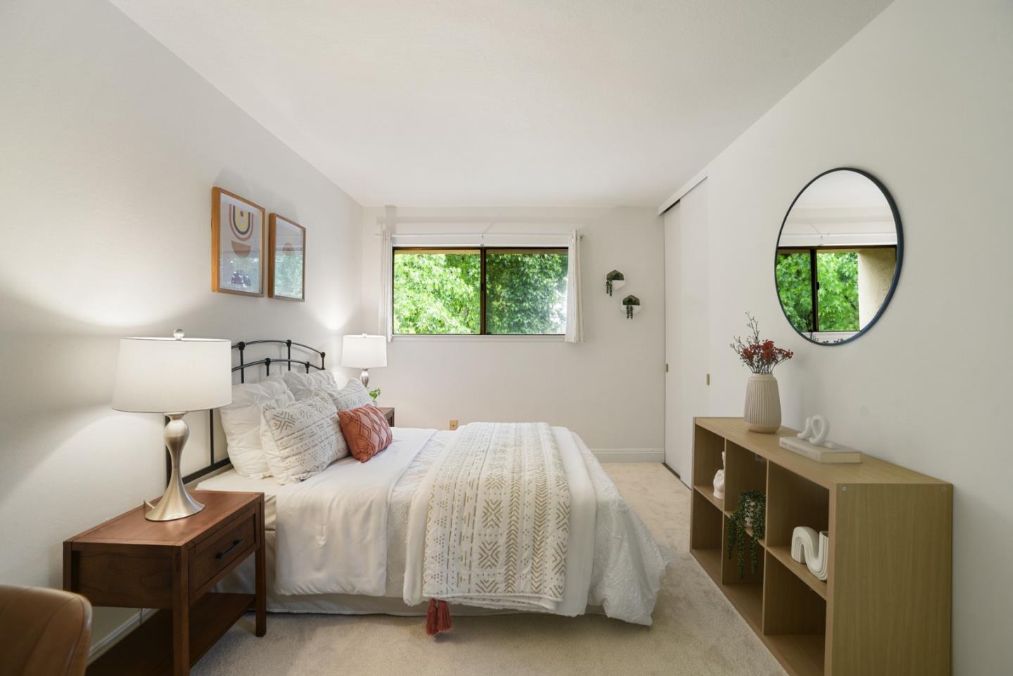 Detail Gallery Image 8 of 21 For 125 Connemara Way #164,  Sunnyvale,  CA 94087 - 2 Beds | 1/1 Baths