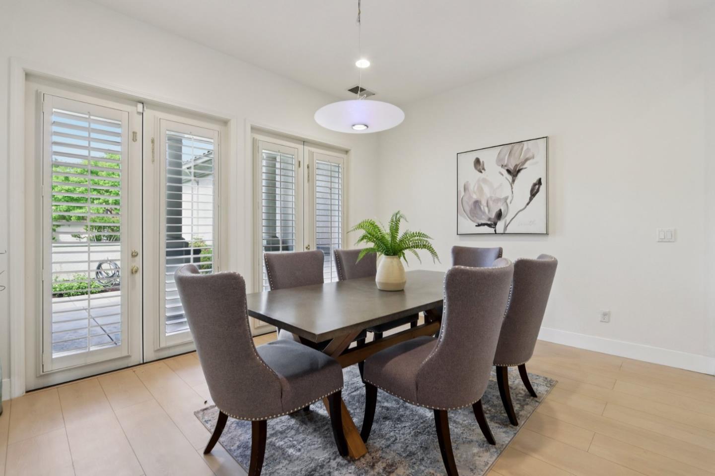 Detail Gallery Image 12 of 66 For 5867 Gleneagles Cir, San Jose,  CA 95138 - 4 Beds | 4/1 Baths