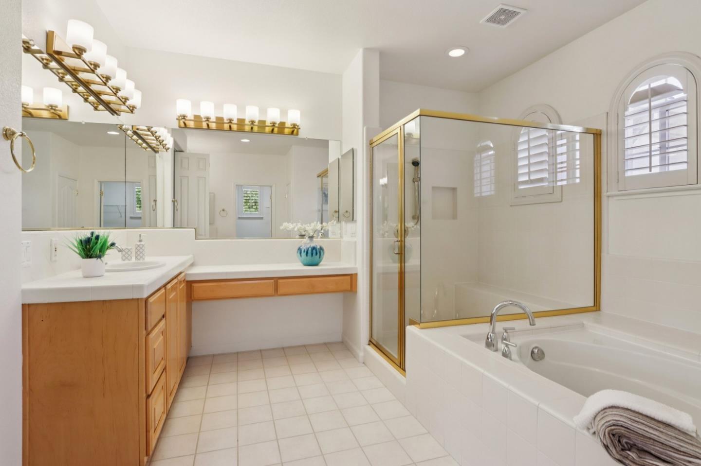 Detail Gallery Image 41 of 66 For 5867 Gleneagles Cir, San Jose,  CA 95138 - 4 Beds | 4/1 Baths